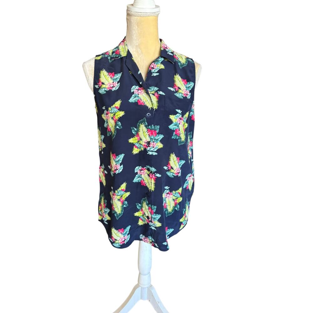 Equipment Femme Sleeveless Blue Floral Silk Blouse Top Size XS - Picture 2 of 10